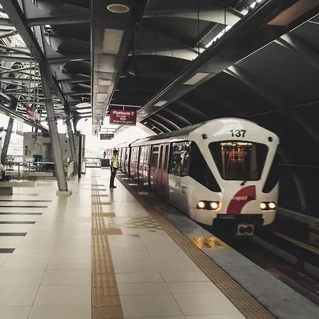 Capodichino * נאפולי